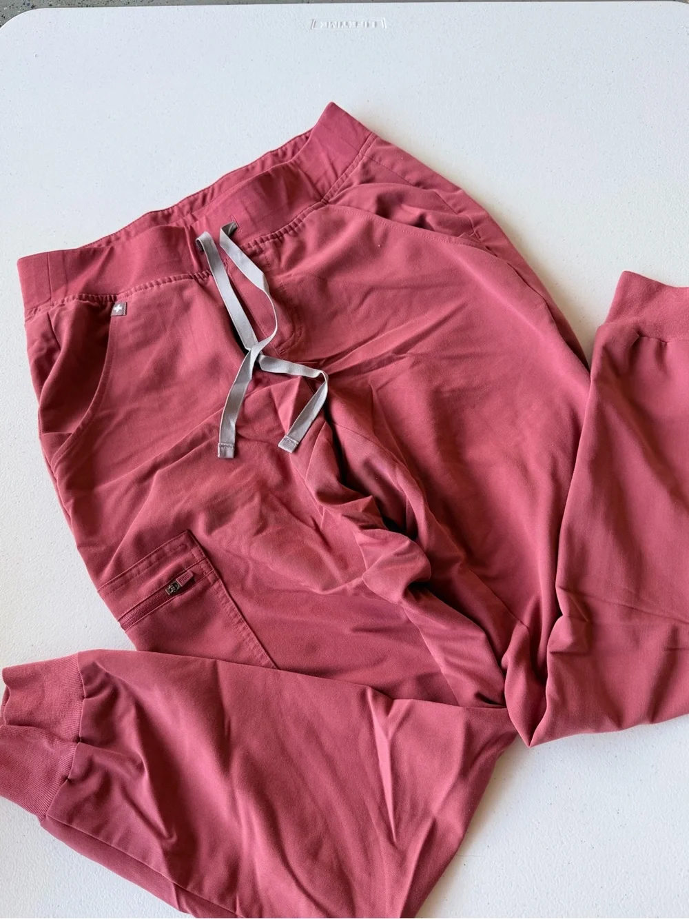 FIGS Women's V-Neck Tunic Top and Bottom Set in Rose